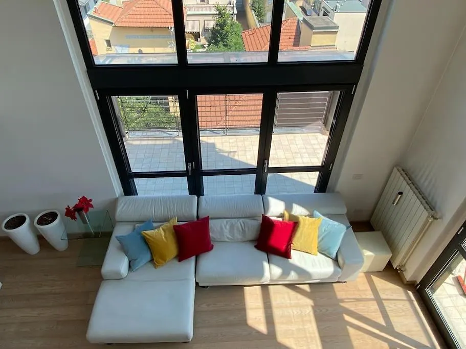 Penthouse Luce Milano Near Metro-Bus-Tram Apartment 0*, Milan Italy