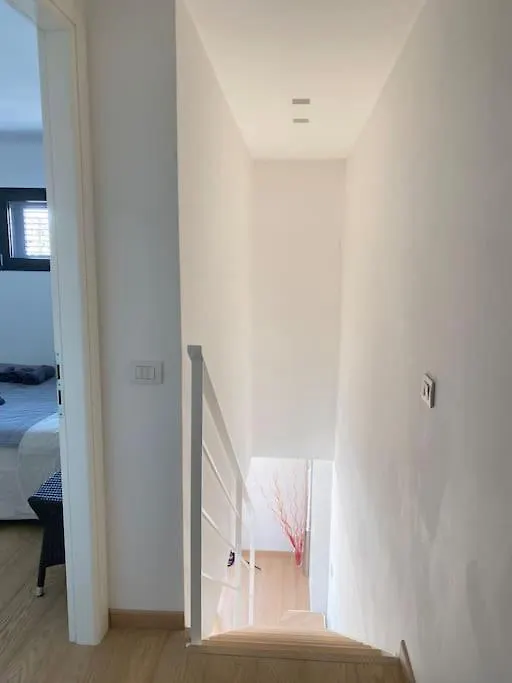 Penthouse Luce Milano Near Metro-Bus-Tram Apartment 0*, Milan